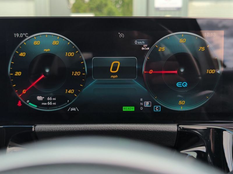 Mercedes-Benz EQA Eqa 300 66.5Kwh Amg Line Premium 4Matic #48