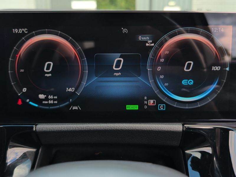 Mercedes-Benz EQA Eqa 300 66.5Kwh Amg Line Premium 4Matic #50
