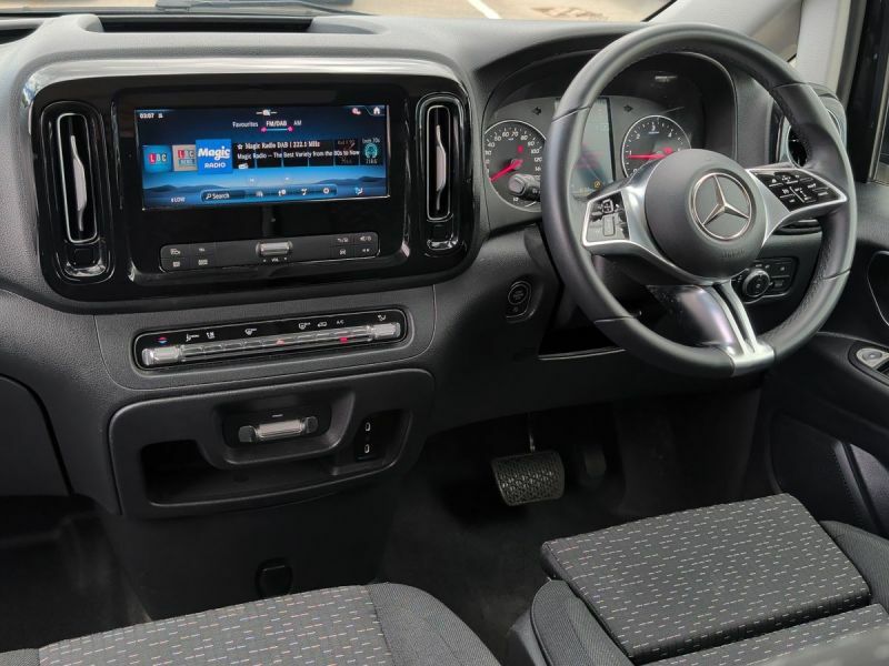 Mercedes-Benz Vito 116 Select L3 White #27