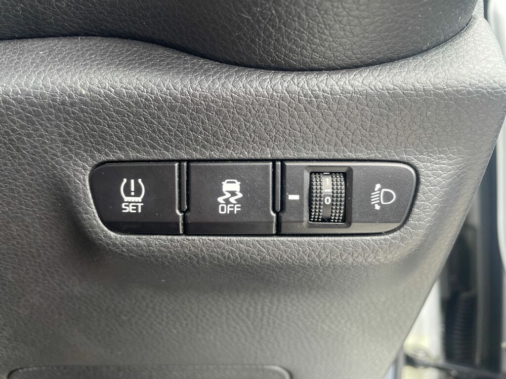 Kia Picanto 1.0 2 4 Seats Red #38