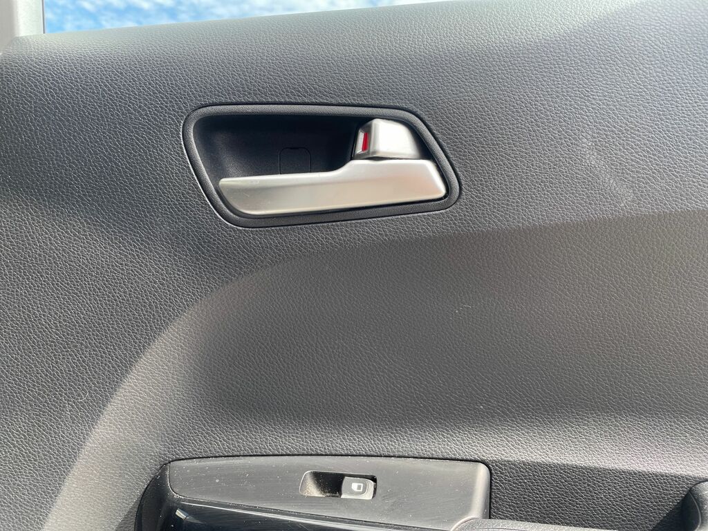 Kia Picanto 1.0 2 4 Seats Red #30