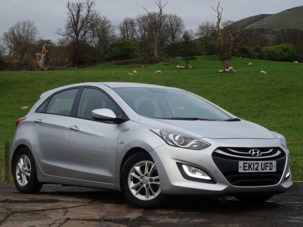 Hyundai I30 1.6 Crdi Blue Drive Active Euro 5 Ss Silver