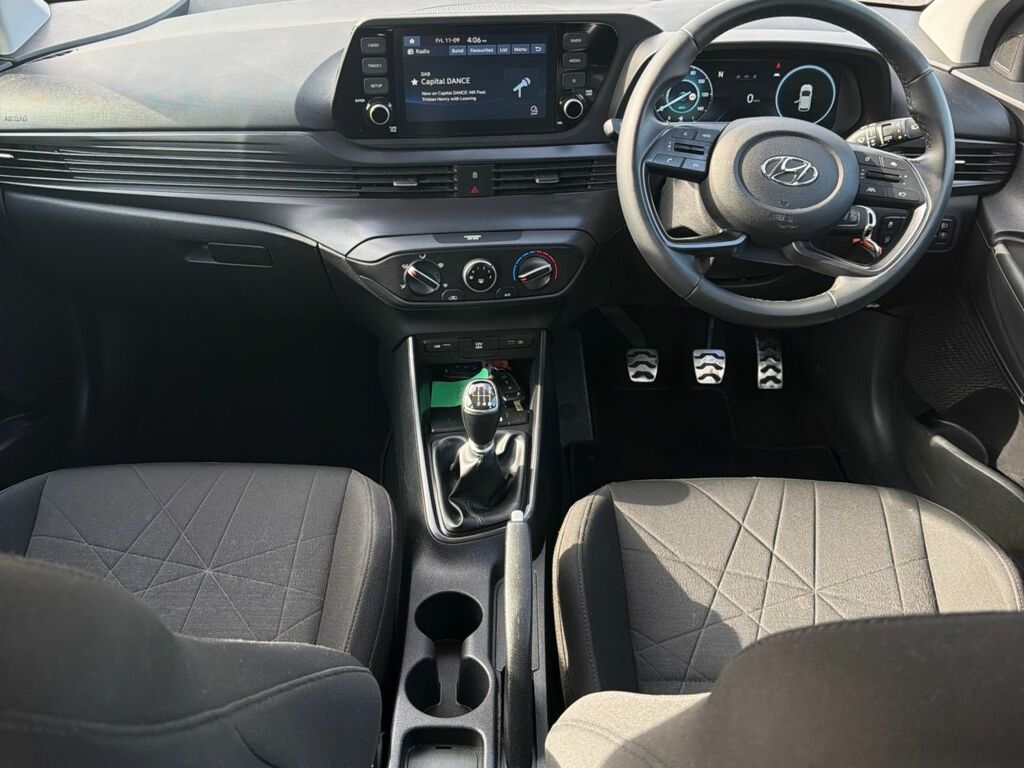 Hyundai Bayon Se Connect T-gdi Mhev Silver #2