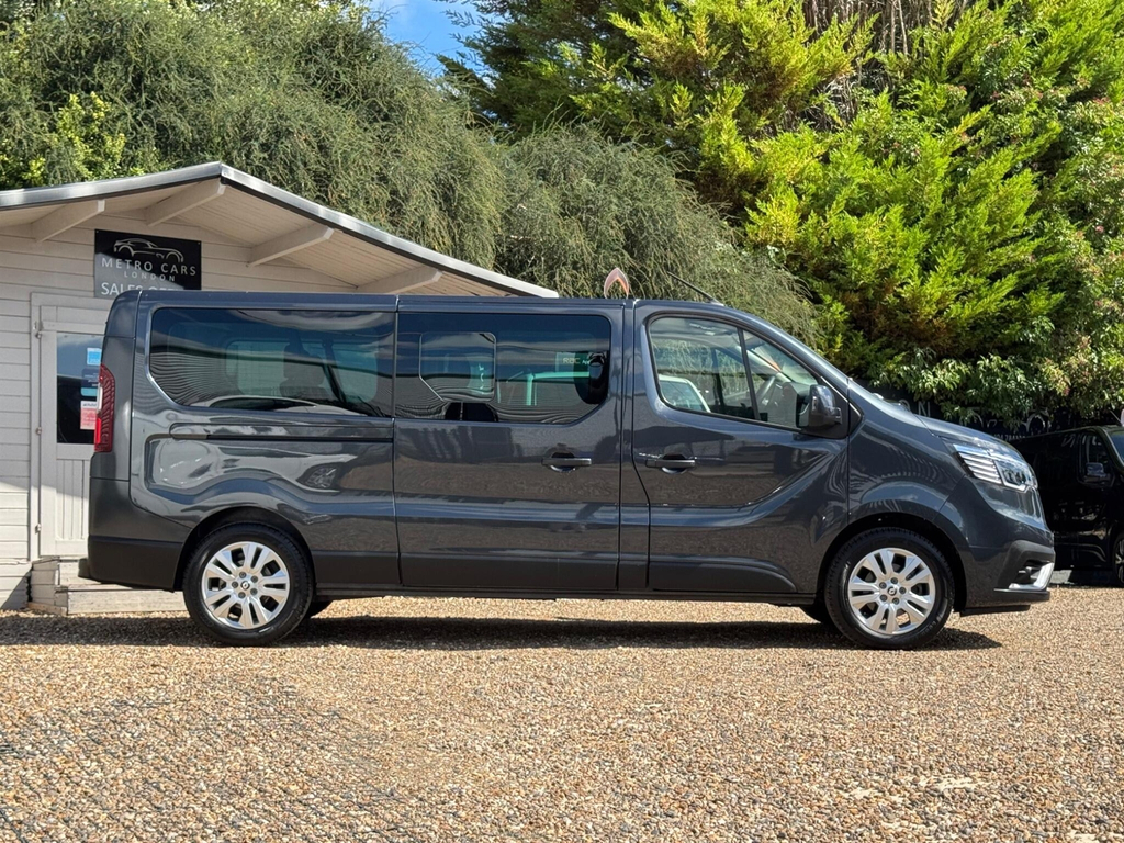 Renault Trafic 2023 23 Sl30 White #8