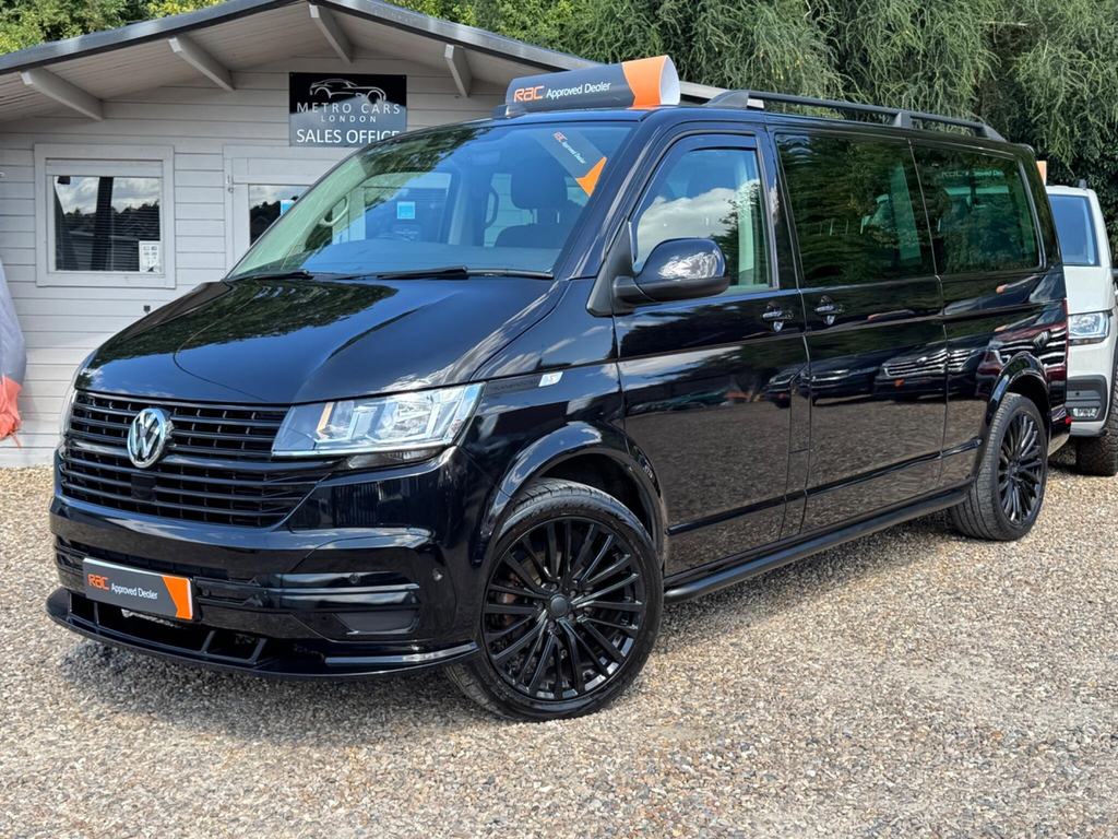 Volkswagen Transporter Shuttle 2.0 Shuttle Tdi Se Dsg Lwb Euro 6 Ss Black