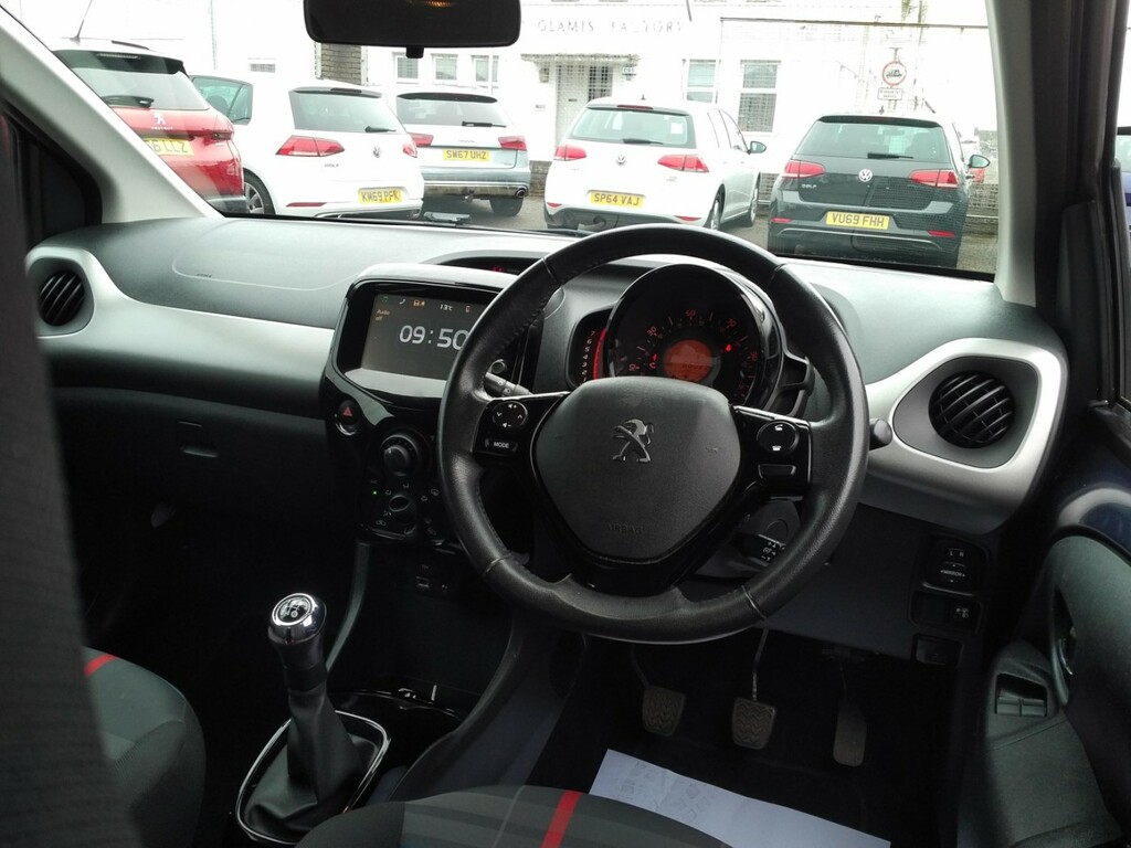 Peugeot 108 Active Hatchback 1.0 Active Red #17
