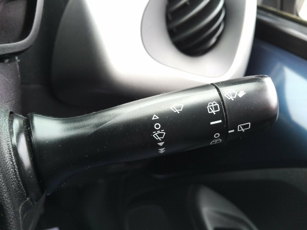 Peugeot 108 Active Hatchback 1.0 Active Red #36
