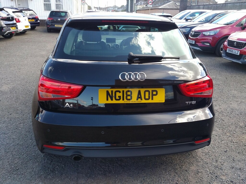 Audi A1 1.0 Tfsi Sport Black #5