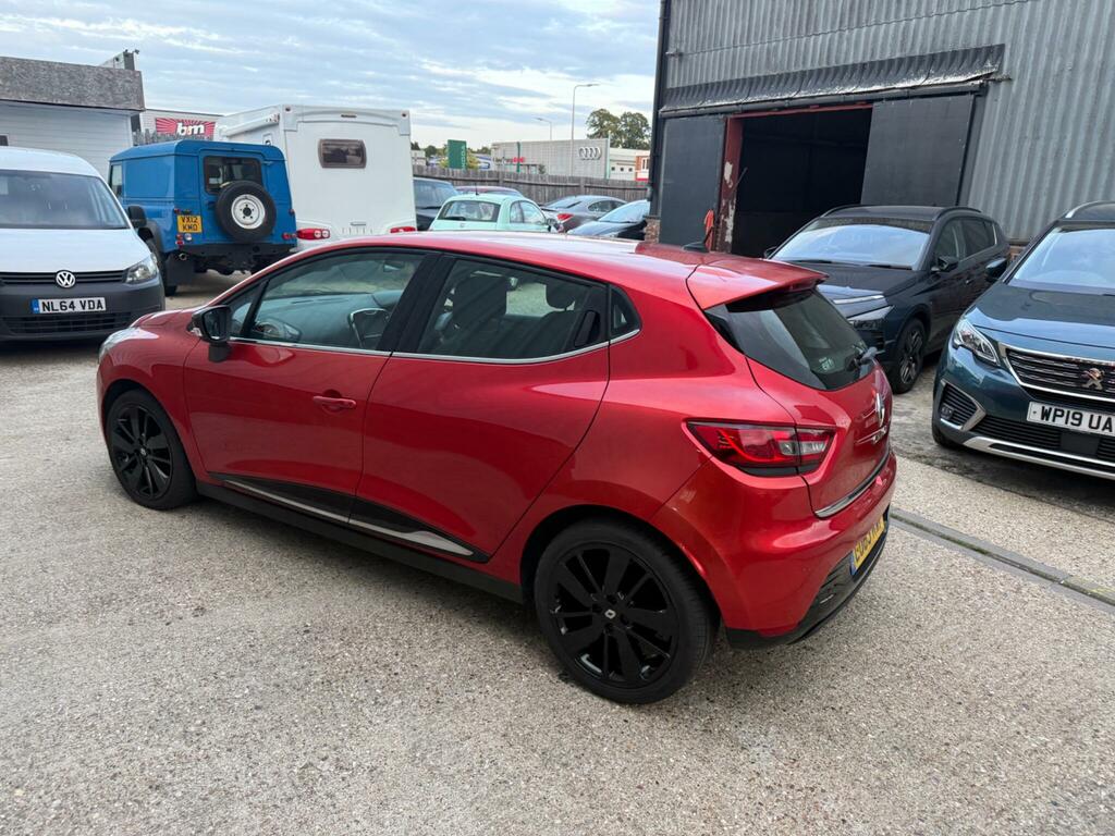 Renault Clio Dynamique S Medianav Red #4