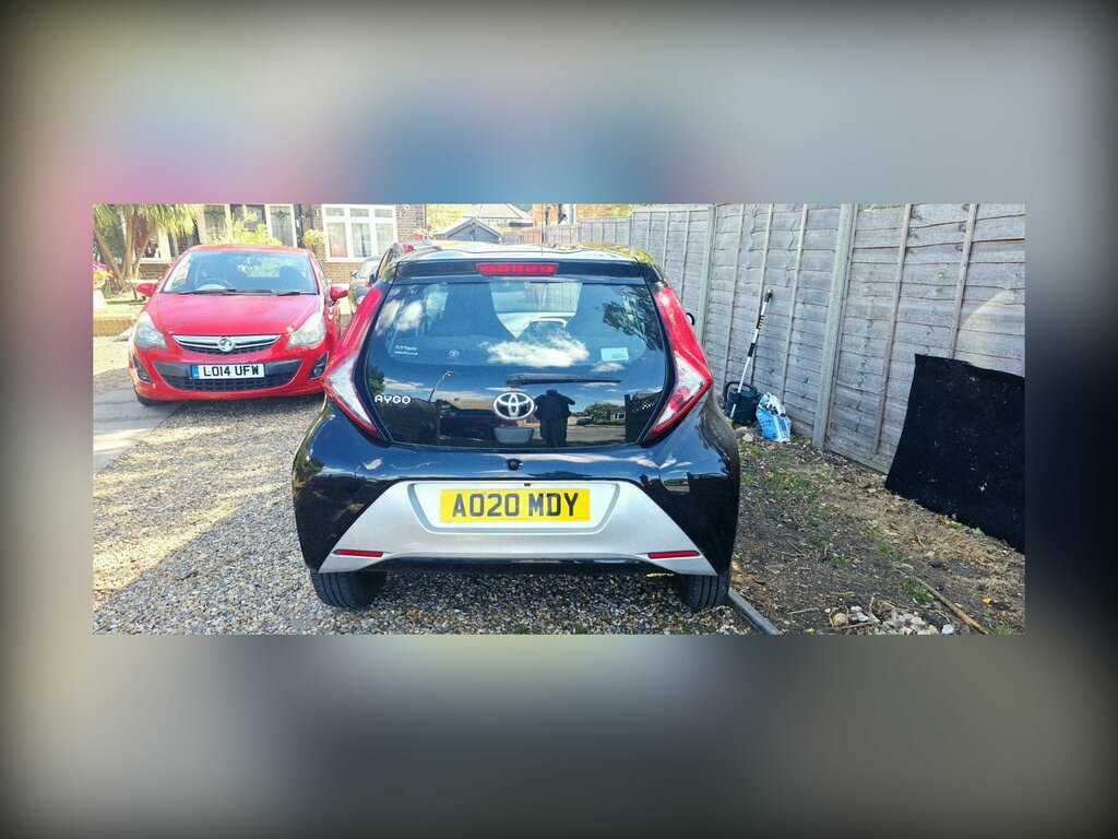 Toyota Aygo 1.0 Vvt-i X-play Hatchback Euro Black #3