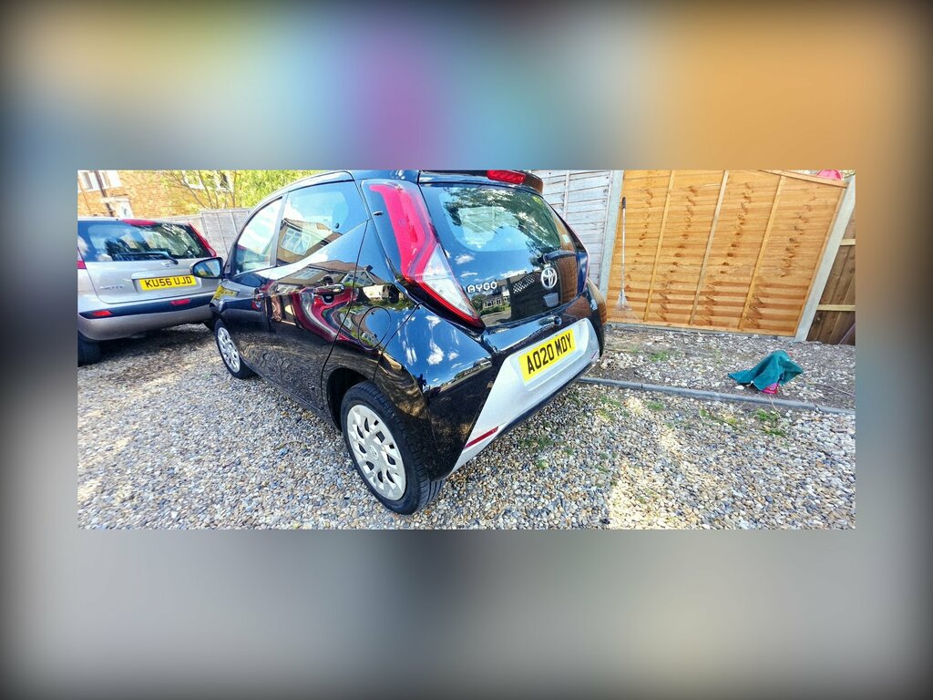 Toyota Aygo 1.0 Vvt-i X-play Hatchback Euro Black #6