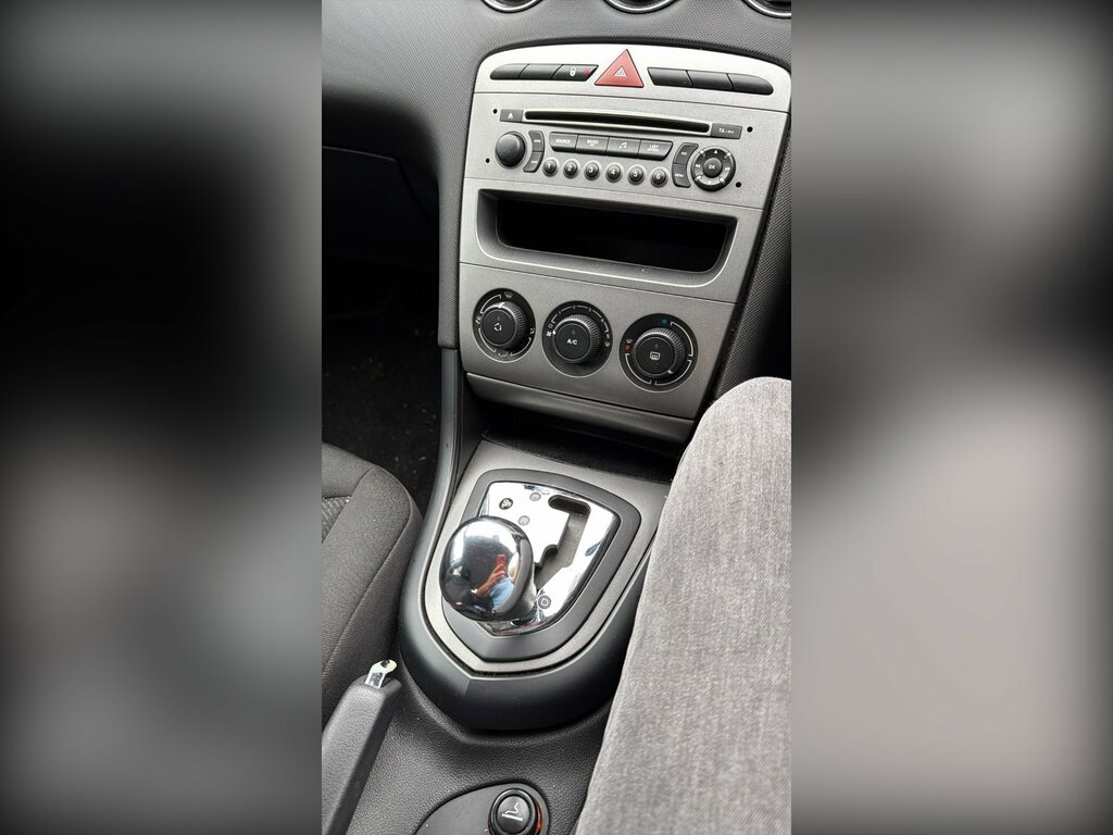 Peugeot 308 1.2 Puretech Allure Hatchback Eu Black #6