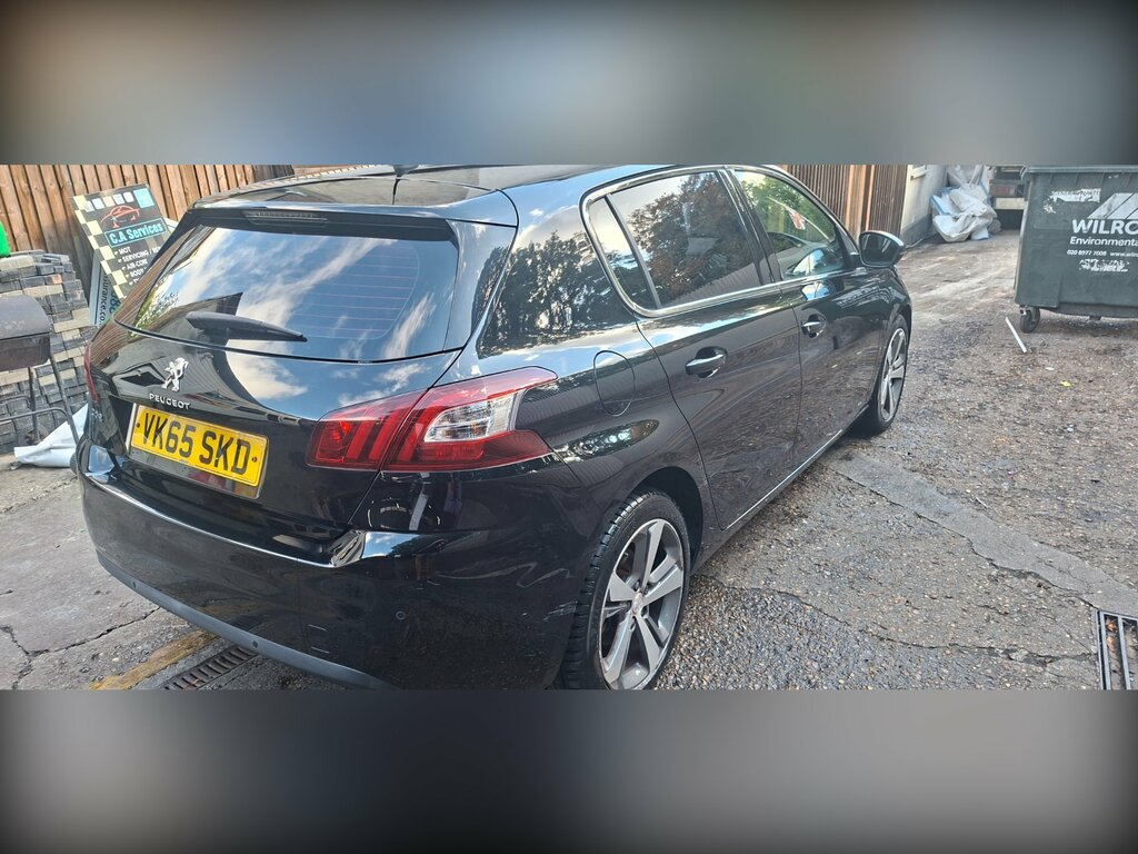 Peugeot 308 1.2 Puretech Allure Hatchback Eu Black #4