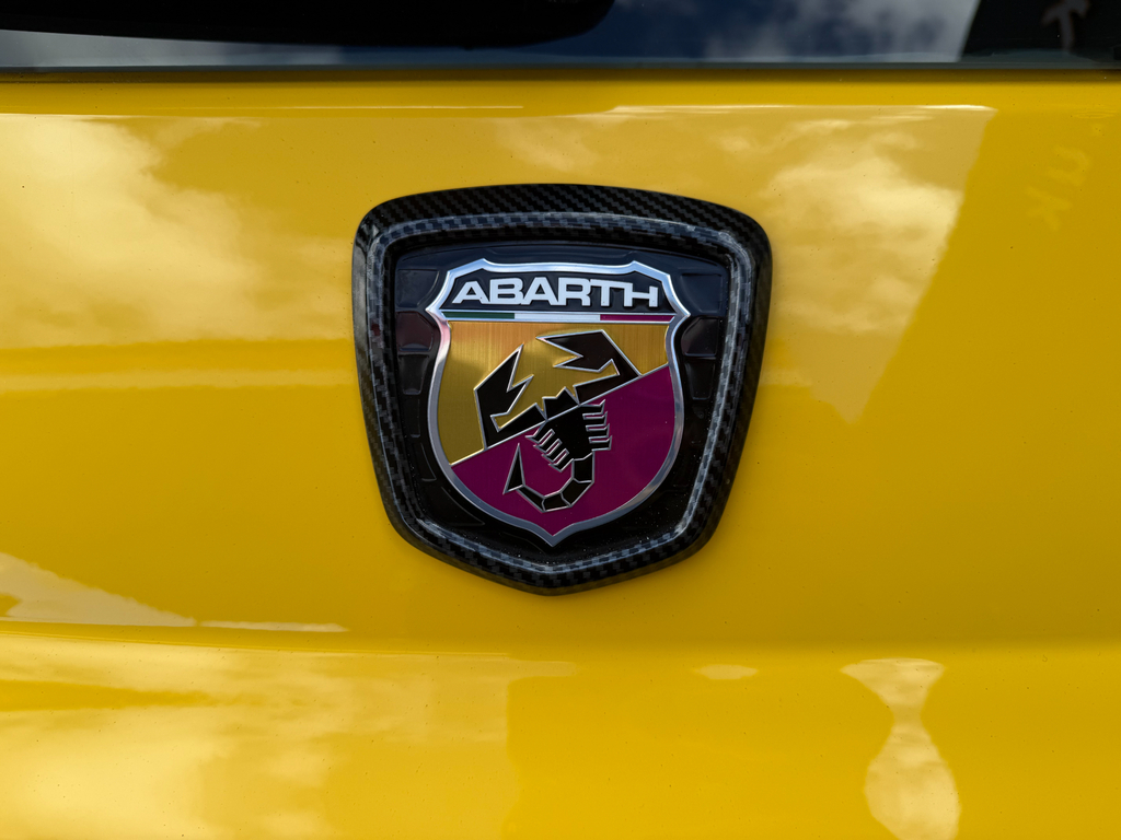 Abarth 595 1.4 T-jet 145 17 Alloys Nav Red #8