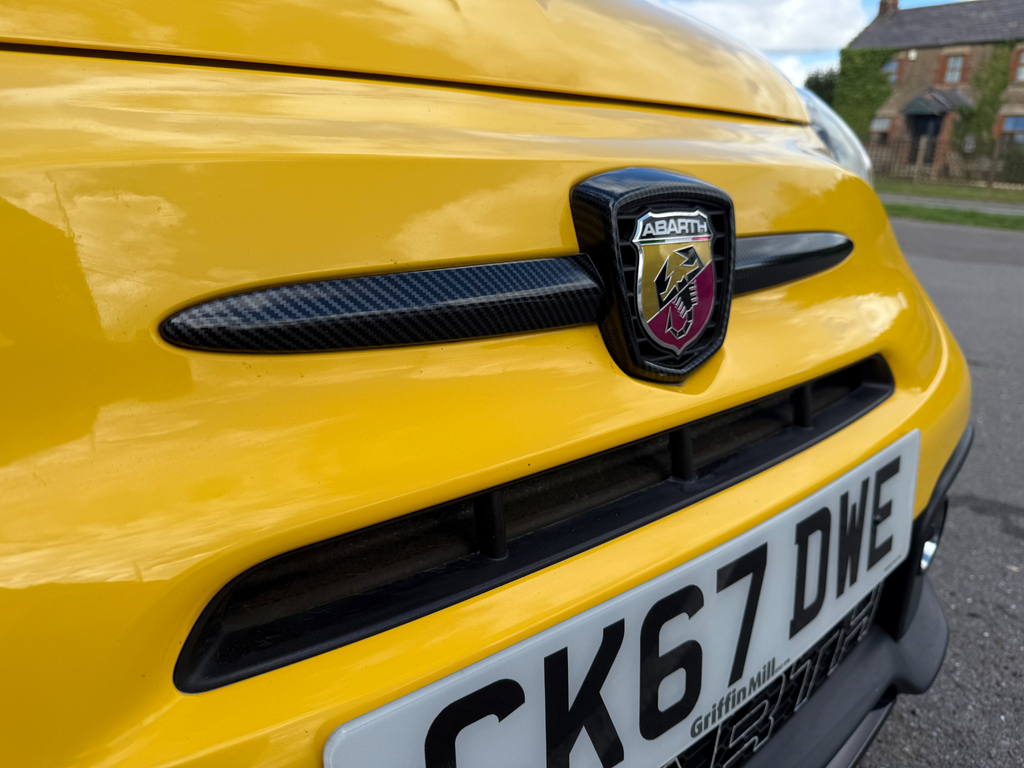 Abarth 595 1.4 T-jet 145 17 Alloys Nav Red #10
