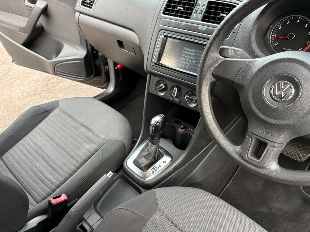 Volkswagen Polo Hatchback White #8