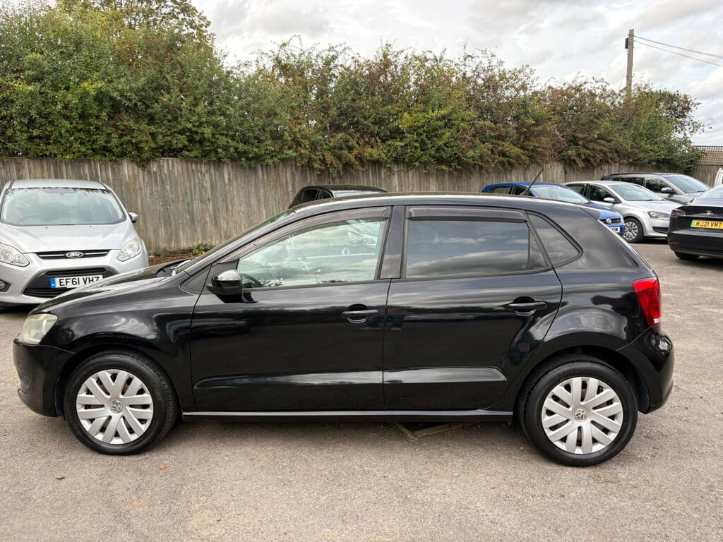 Volkswagen Polo Hatchback White #1