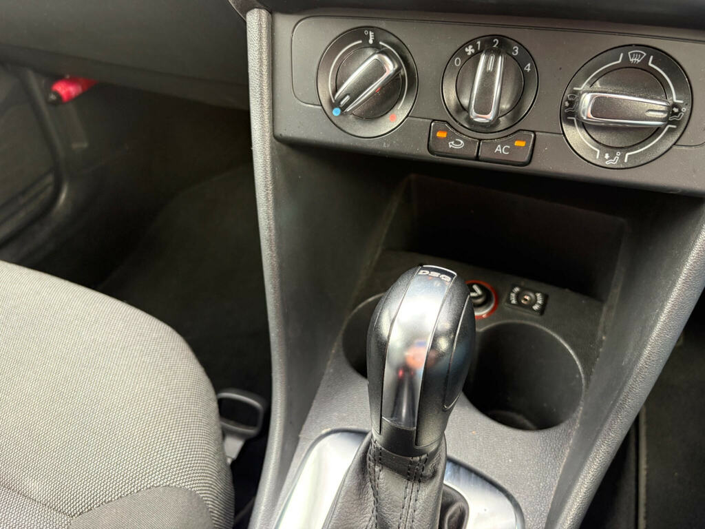 Volkswagen Polo Hatchback White #11