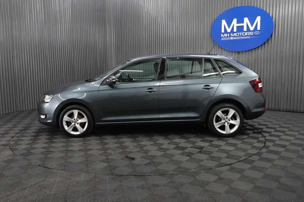 Skoda Rapid Spaceback Tsi Gpf Se Tech Grey #4