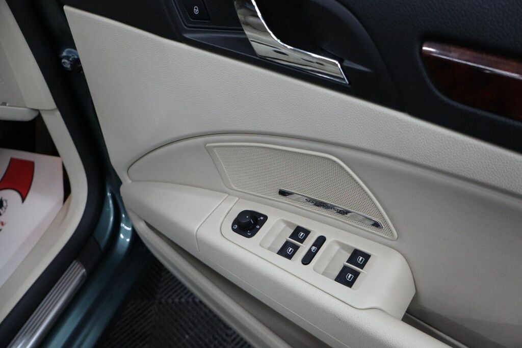 Skoda Superb Hatchback Purple #30