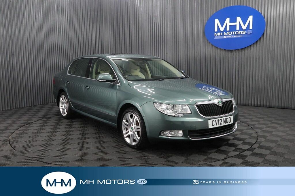 Skoda Superb V6 Elegance Hatchback Green