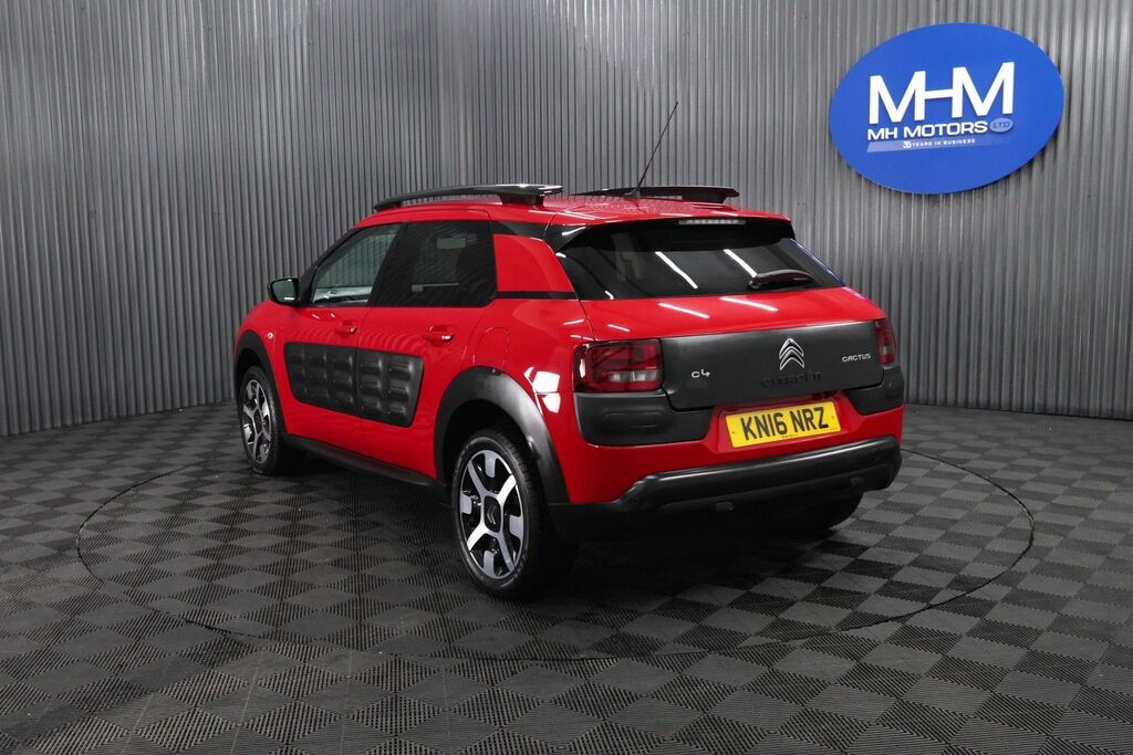 Citroen C4 Cactus Bluehdi Flair Hatchback Red #5