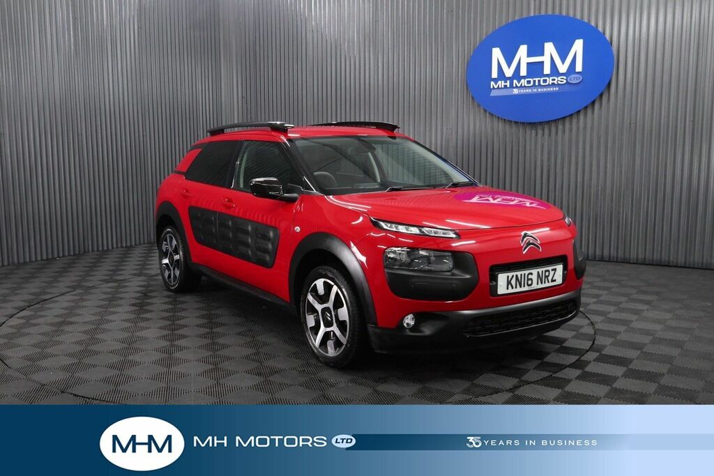 Citroen C4 Cactus Bluehdi Flair Hatchback Red