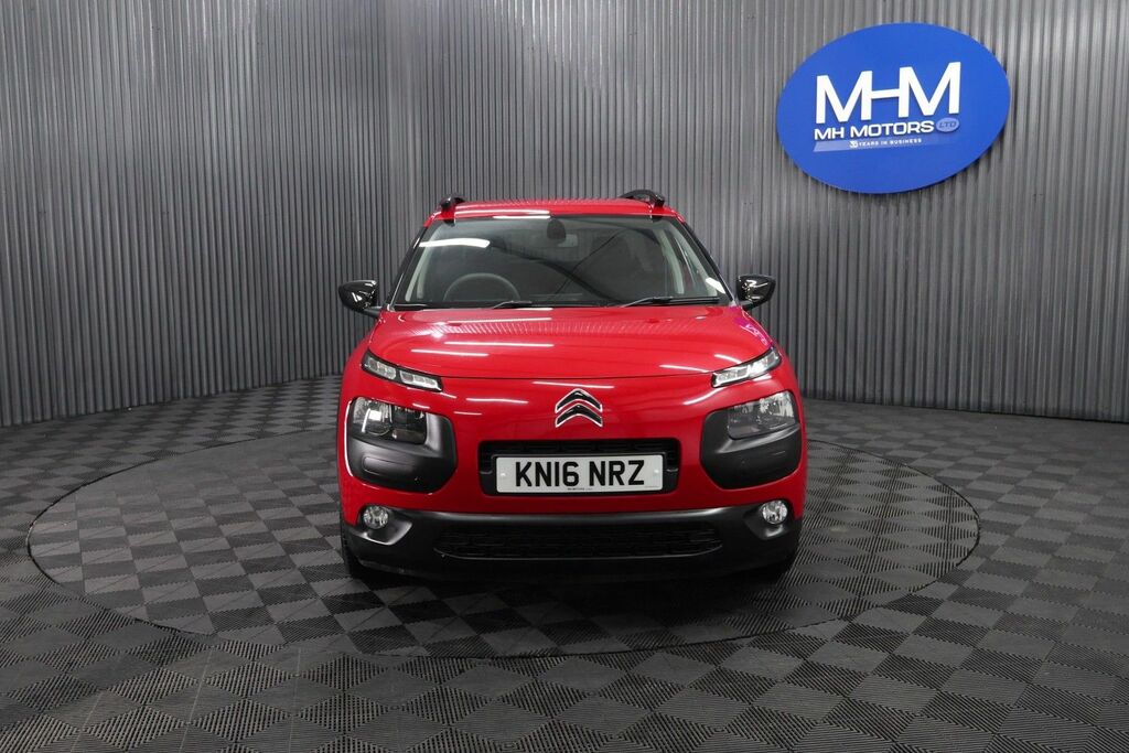 Citroen C4 Cactus Bluehdi Flair Hatchback Red #2