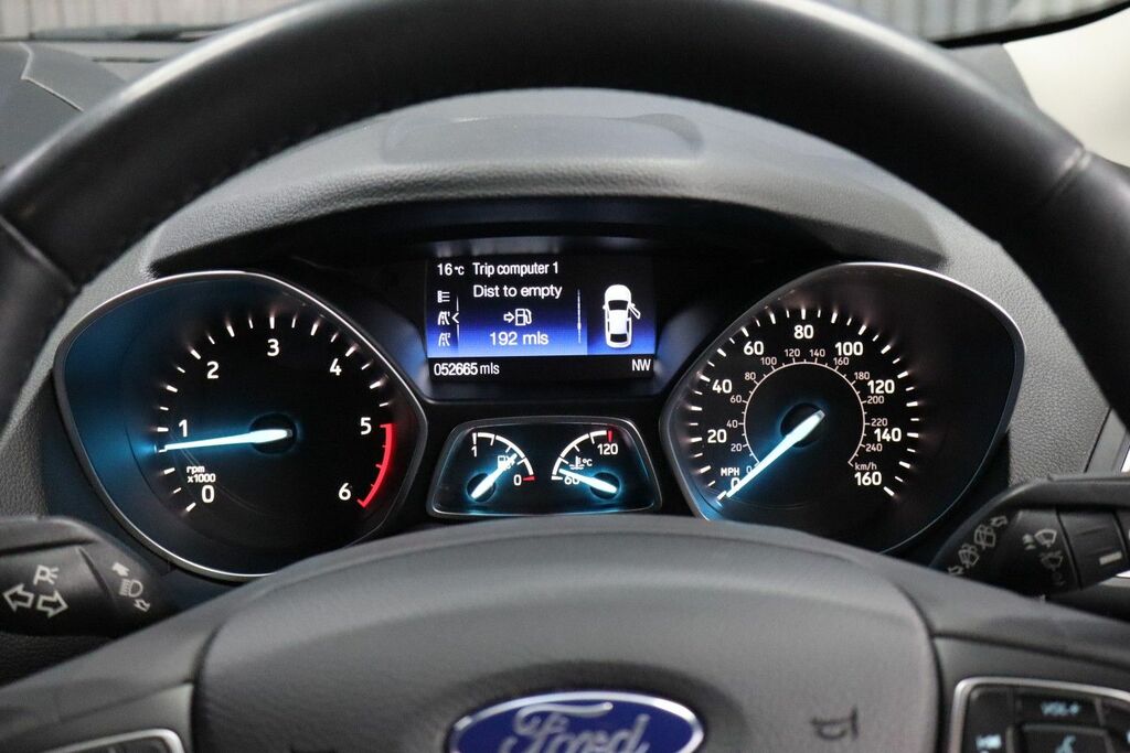 Ford Kuga 1.5 Ecoboost St-line 2Wd Silver #32