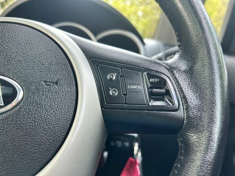 Kia Venga Mpv Blue #23