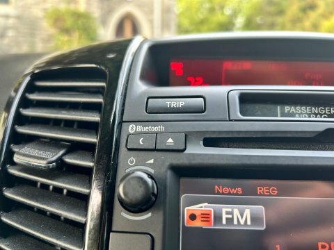 Kia Venga Mpv Blue #30
