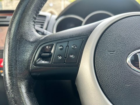 Kia Venga Mpv Blue #22