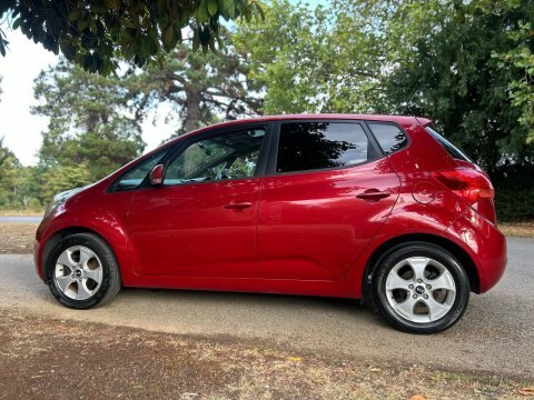 Kia Venga Mpv Blue #10