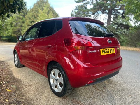 Kia Venga Mpv Blue #8