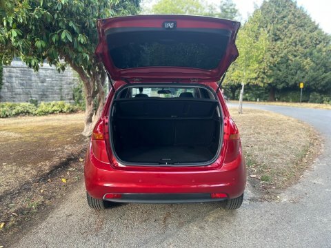 Kia Venga Mpv Blue #32