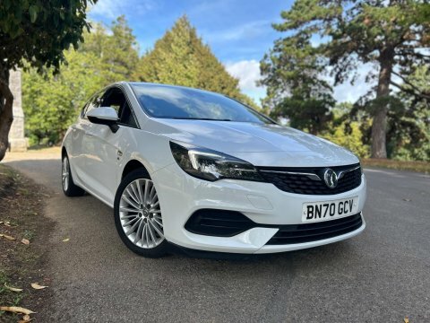 Vauxhall Astra Elite Nav White