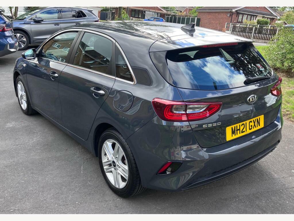 Kia Ceed 1.6 Crdi Mhev 2 Nav Euro 6 Ss Red #8