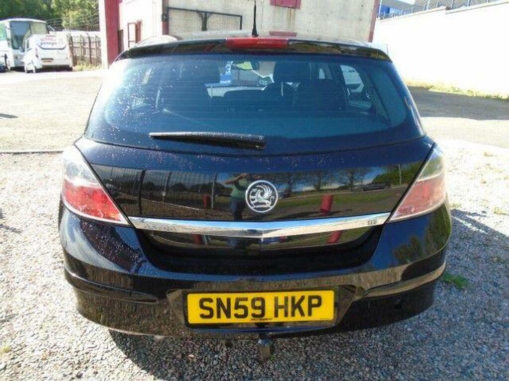 Vauxhall Astra 16V Sri Euro 5 Red #6
