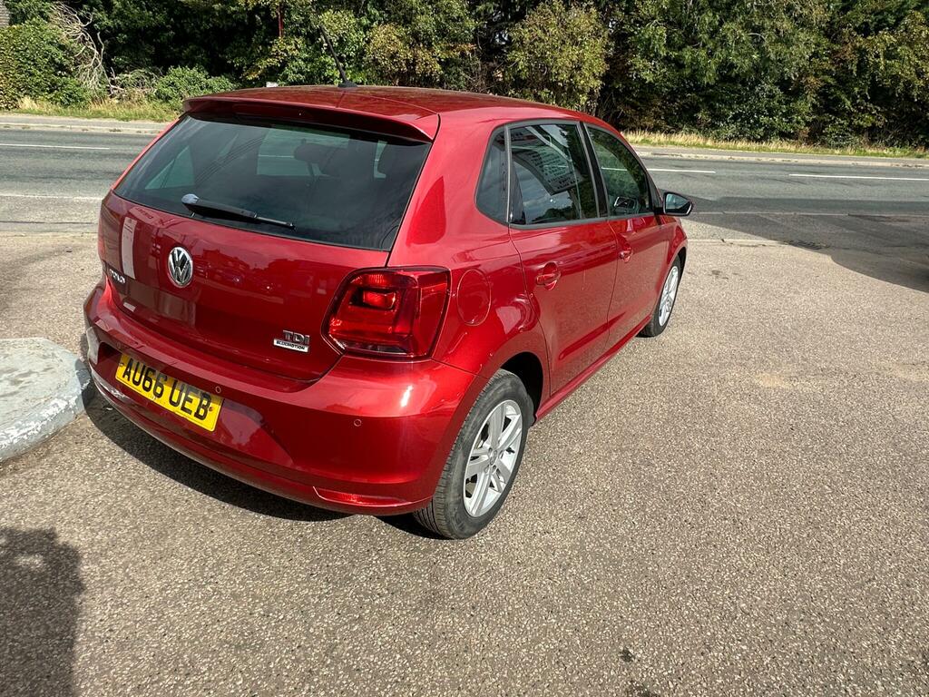 Volkswagen Polo Hatchback Black #4
