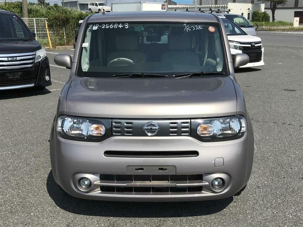 Nissan Cube Hatchback 1.5 15X M-selection Welcab 2012 Red #9