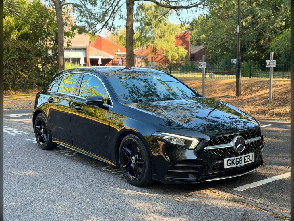 Mercedes-Benz A Class 1.5 A180d Amg Line Premium 7G-dct Euro 6 Ss 5 Black