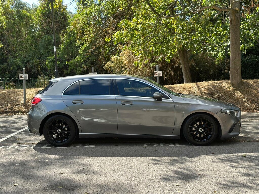 Mercedes-Benz A Class 1.3 A180 Sport Executive 7G-dct Euro 6 Ss Grey #3
