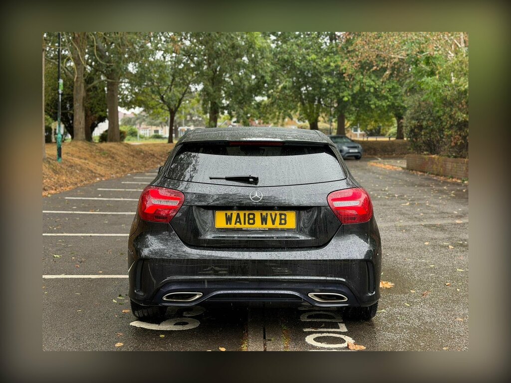 Mercedes-Benz A Class 1.6 A180 Amg Line Premium 7G-dct Euro 6 Ss Black #5