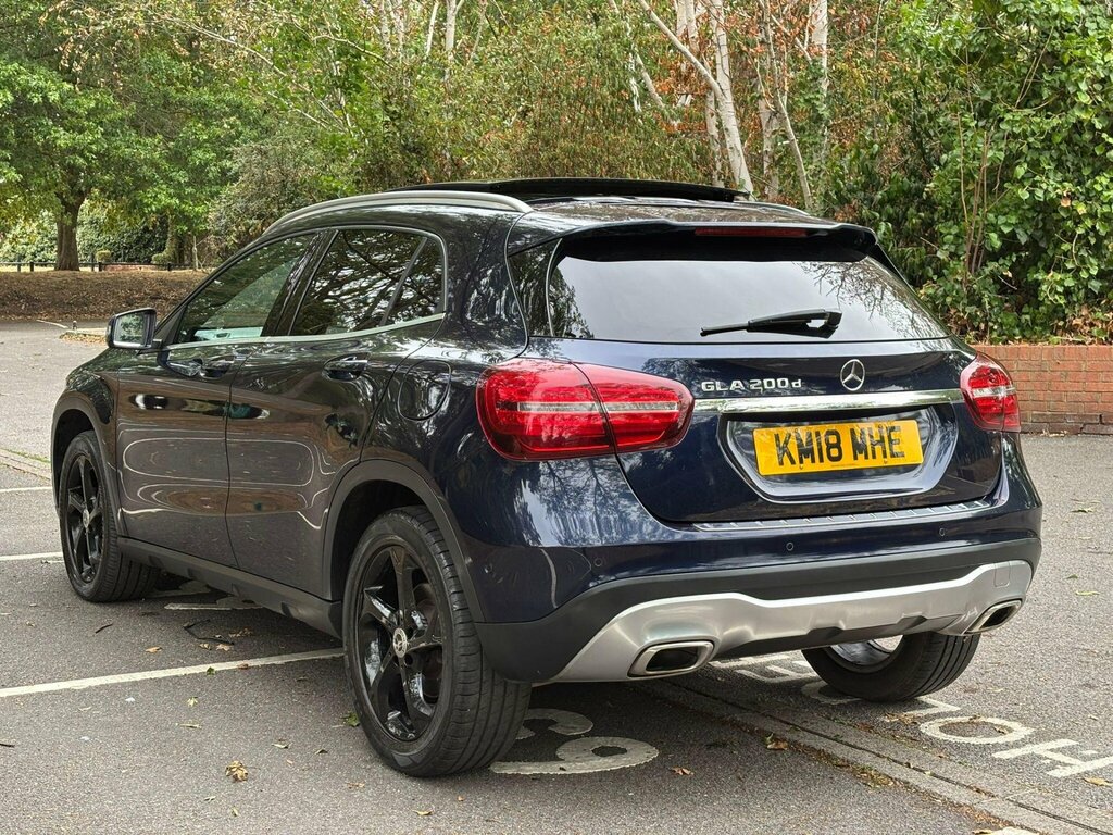 Mercedes-Benz GLA Class 2.1 Gla200d Sport Premium Plus 7G-dct Euro 6 S Blue #6