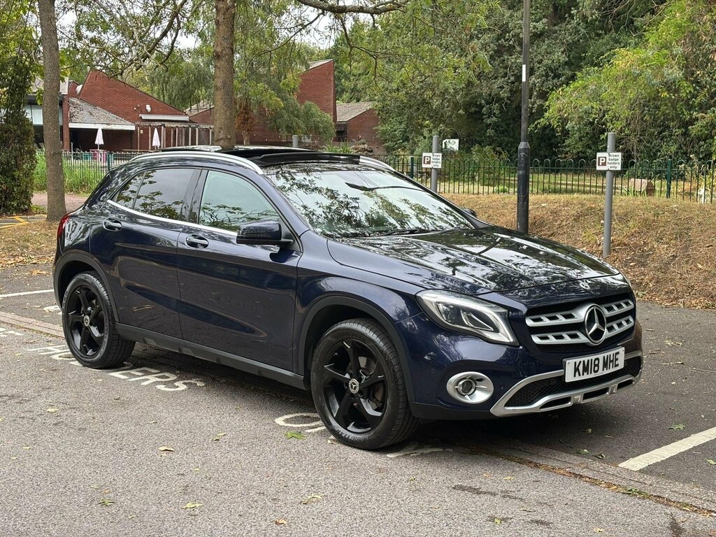 Mercedes-Benz GLA Class 2.1 Gla200d Sport Premium Plus 7G-dct Euro 6 S Blue