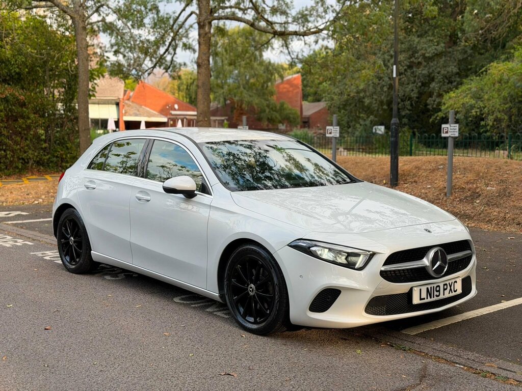Mercedes-Benz A Class 1.5 A180d Sport Executive 7G-dct Euro 6 Ss White