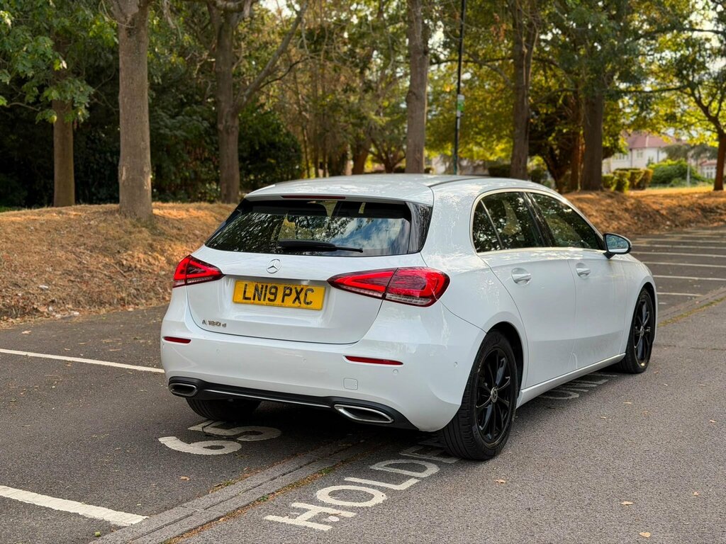 Mercedes-Benz A Class 1.5 A180d Sport Executive 7G-dct Euro 6 Ss White #4