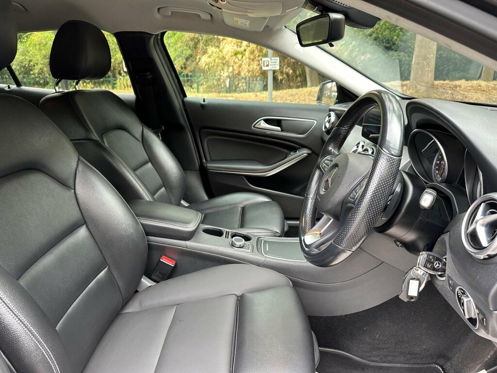 Mercedes-Benz GLA Class Suv White #13