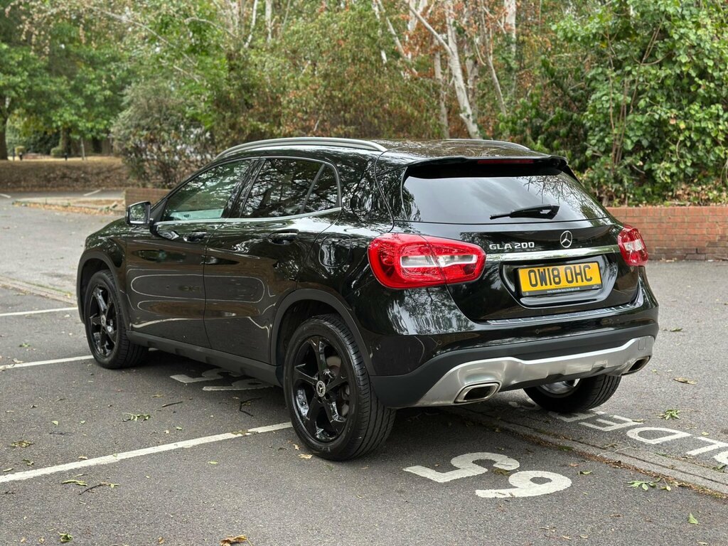 Mercedes-Benz GLA Class 1.6 Gla200 Sport Executive 7G-dct Euro 6 Ss 5 Black #6