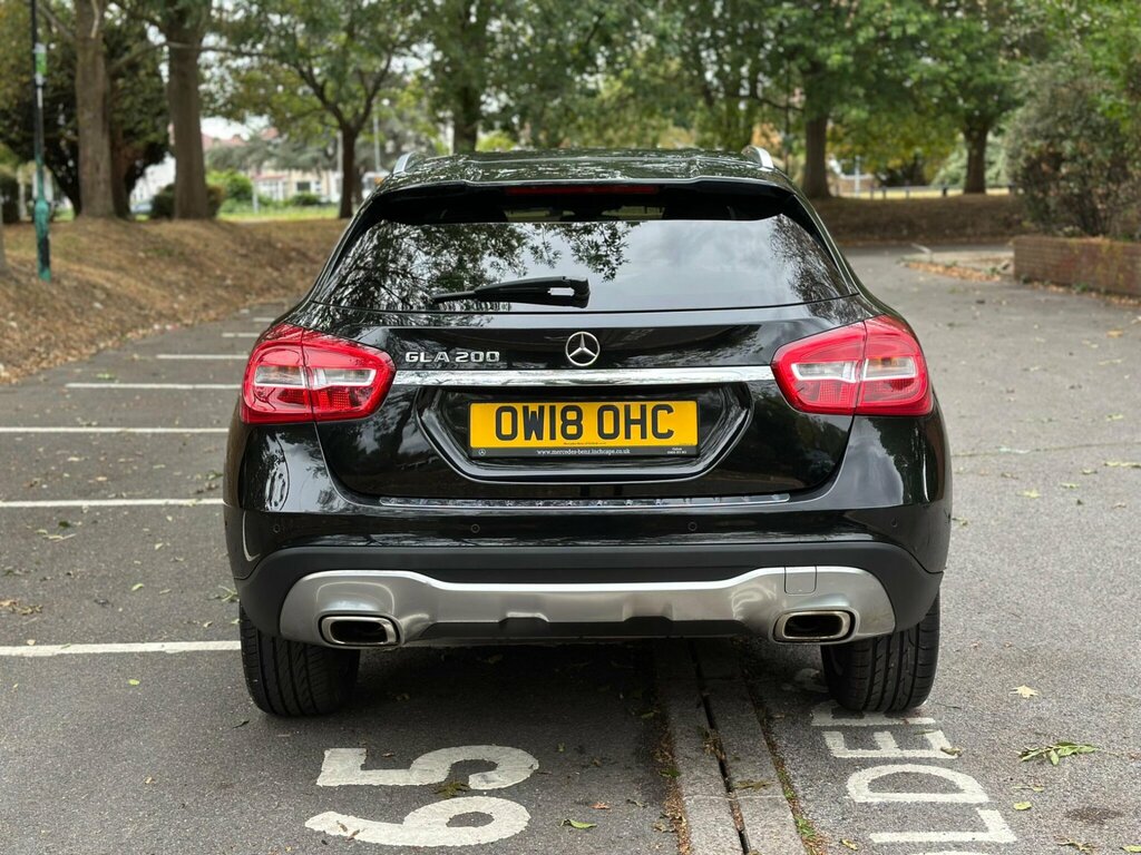 Mercedes-Benz GLA Class 1.6 Gla200 Sport Executive 7G-dct Euro 6 Ss 5 Black #5